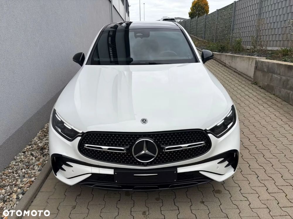 Mercedes-Benz GLC Coupe 220 d mHEV 4-Matic AMG Line - 11