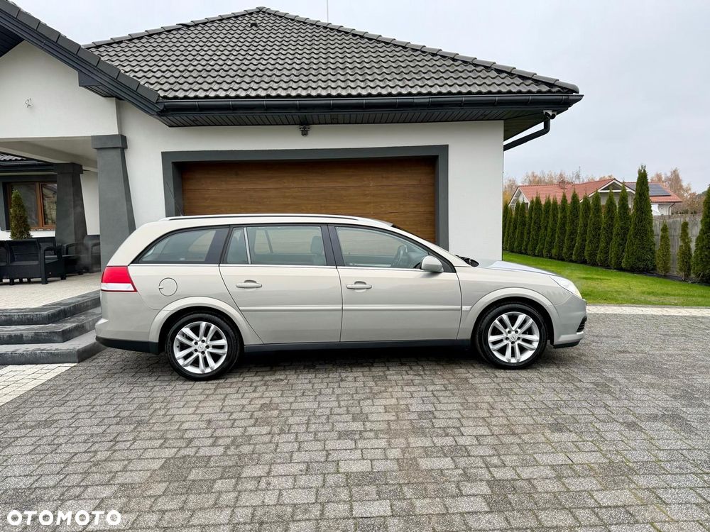 Opel Vectra 1.8 Caravan Cosmo - 14