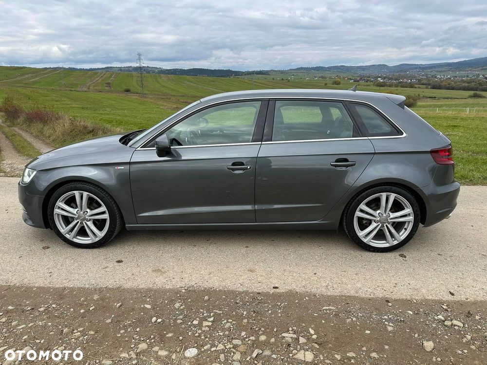 Audi A3 Sportback 2.0 TDI S tronic - 5