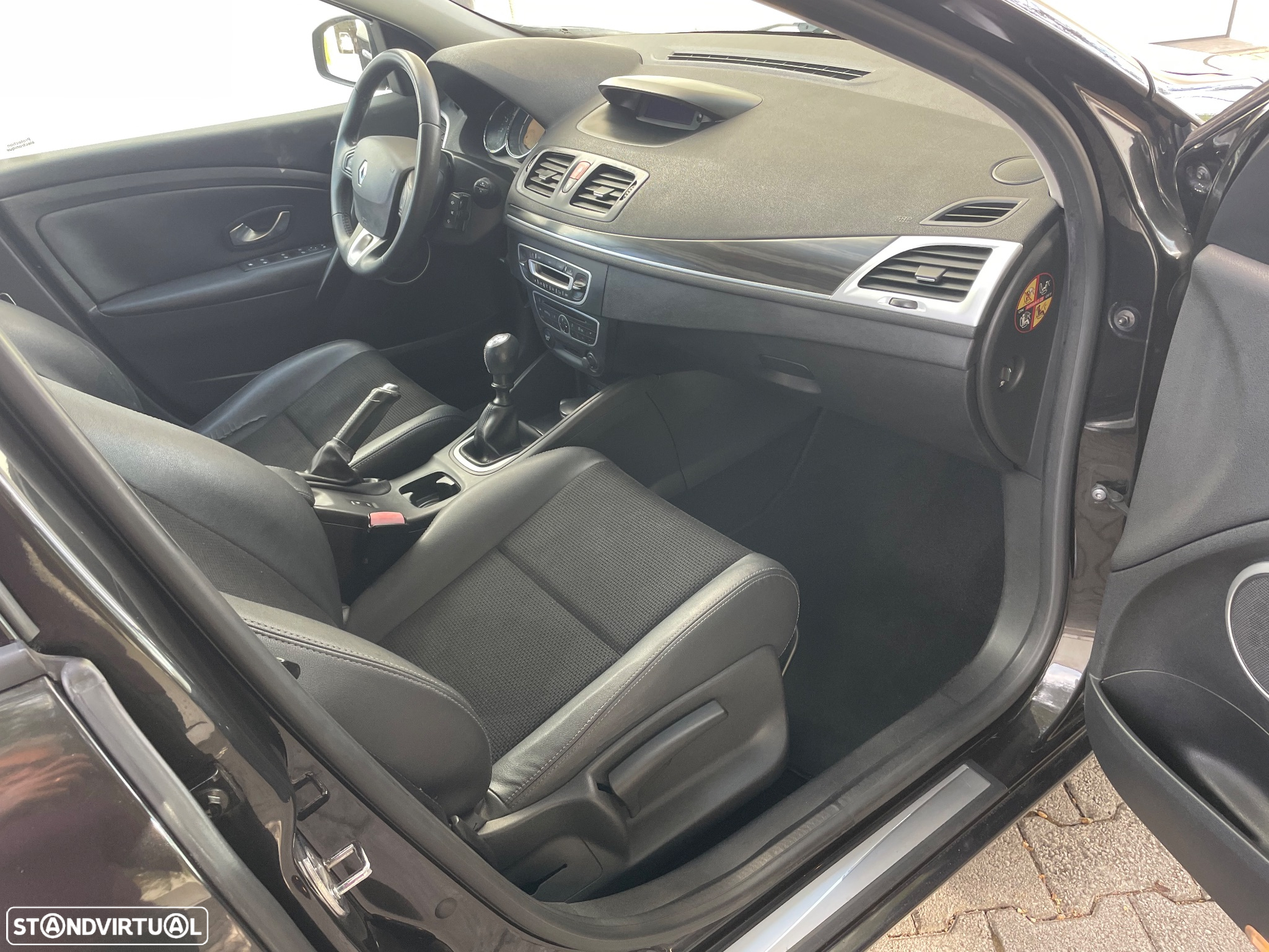 Renault Mégane 1.5 dCi Dynamique - 19