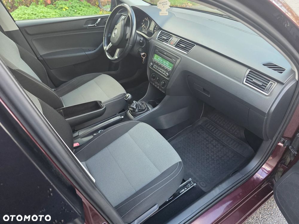 Skoda RAPID 1.2 TSI Active - 9