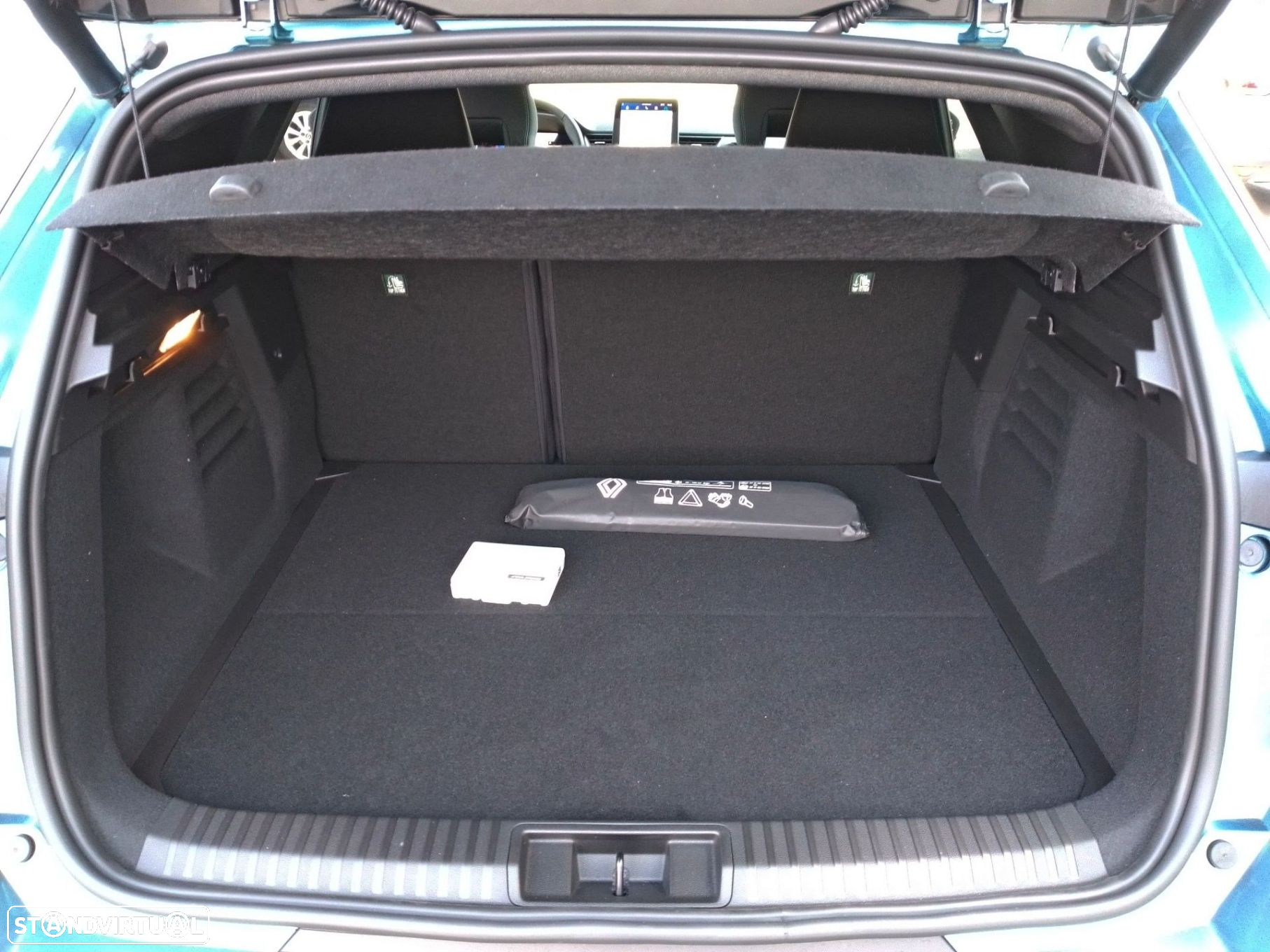 Renault Symbioz 1.6 E-Tech Full Hybrid Iconic - 27