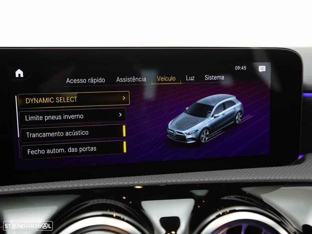 Mercedes-Benz A 250 e AMG Line - 34