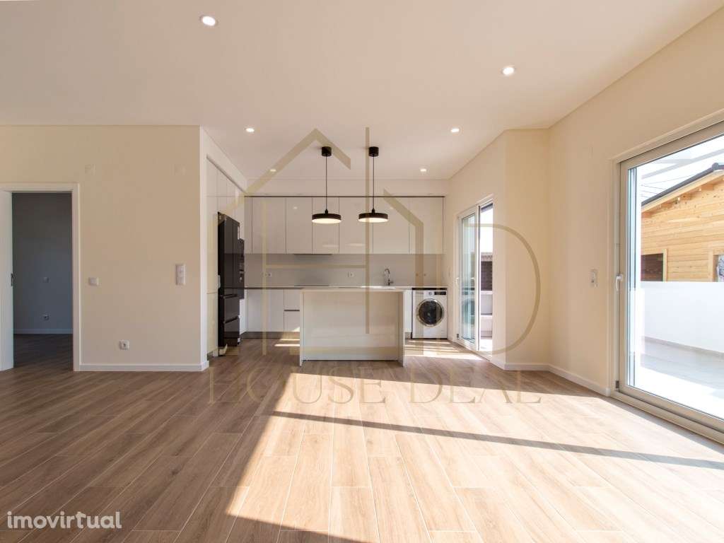 EXCELENTE! Moradia T3 com Pérgola. Pinhal do General. Fernão Ferro - Grande imagem: 2/35