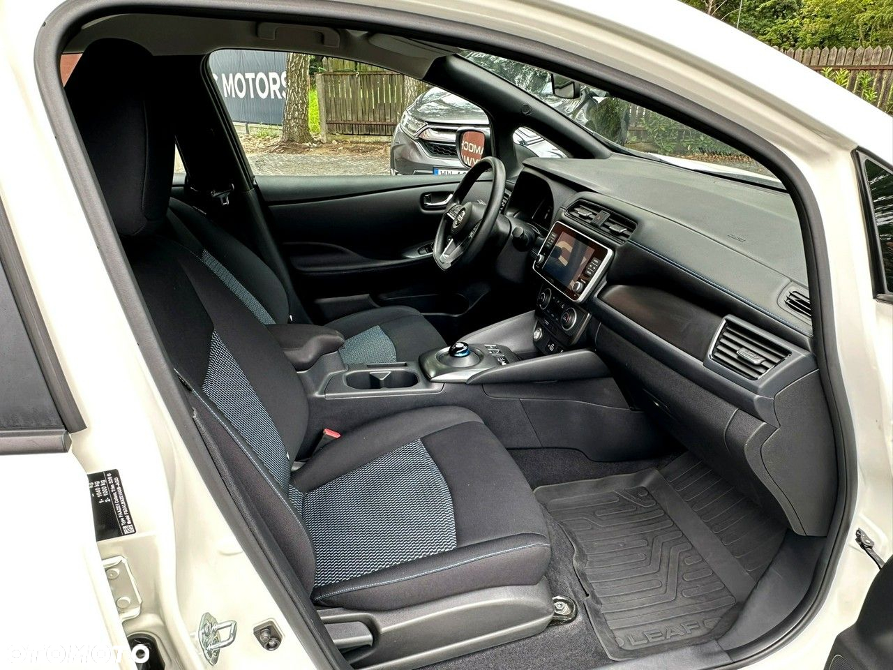Nissan Leaf 40kWh Visia - 16