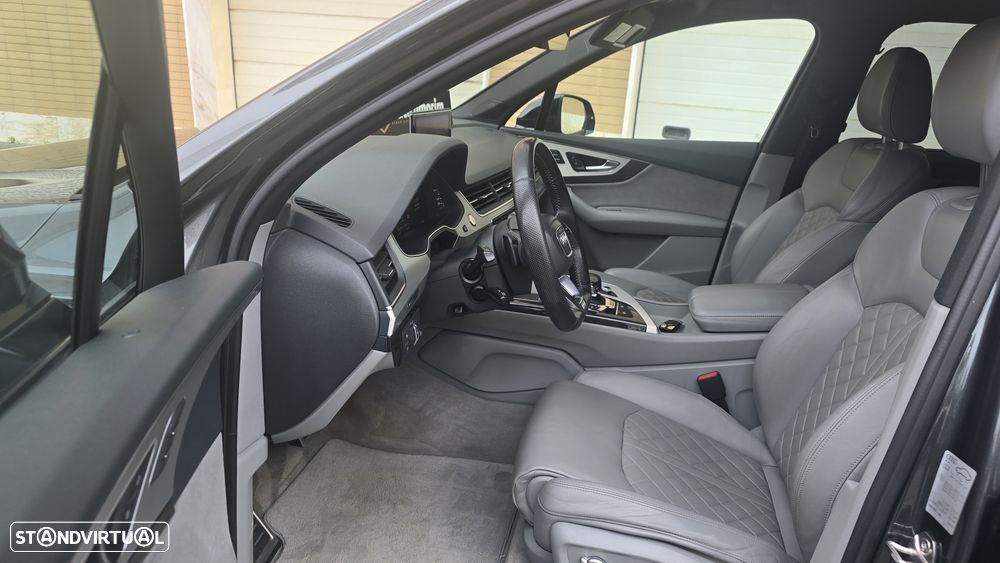 Audi SQ7 - 18