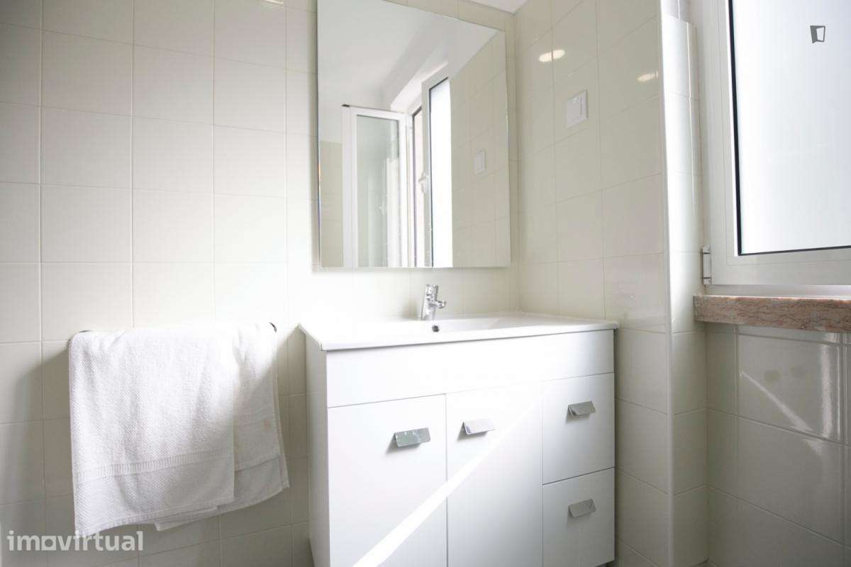Quarto - localizado em Santa Apolónia Lisbon - Grande imagem: 3/25