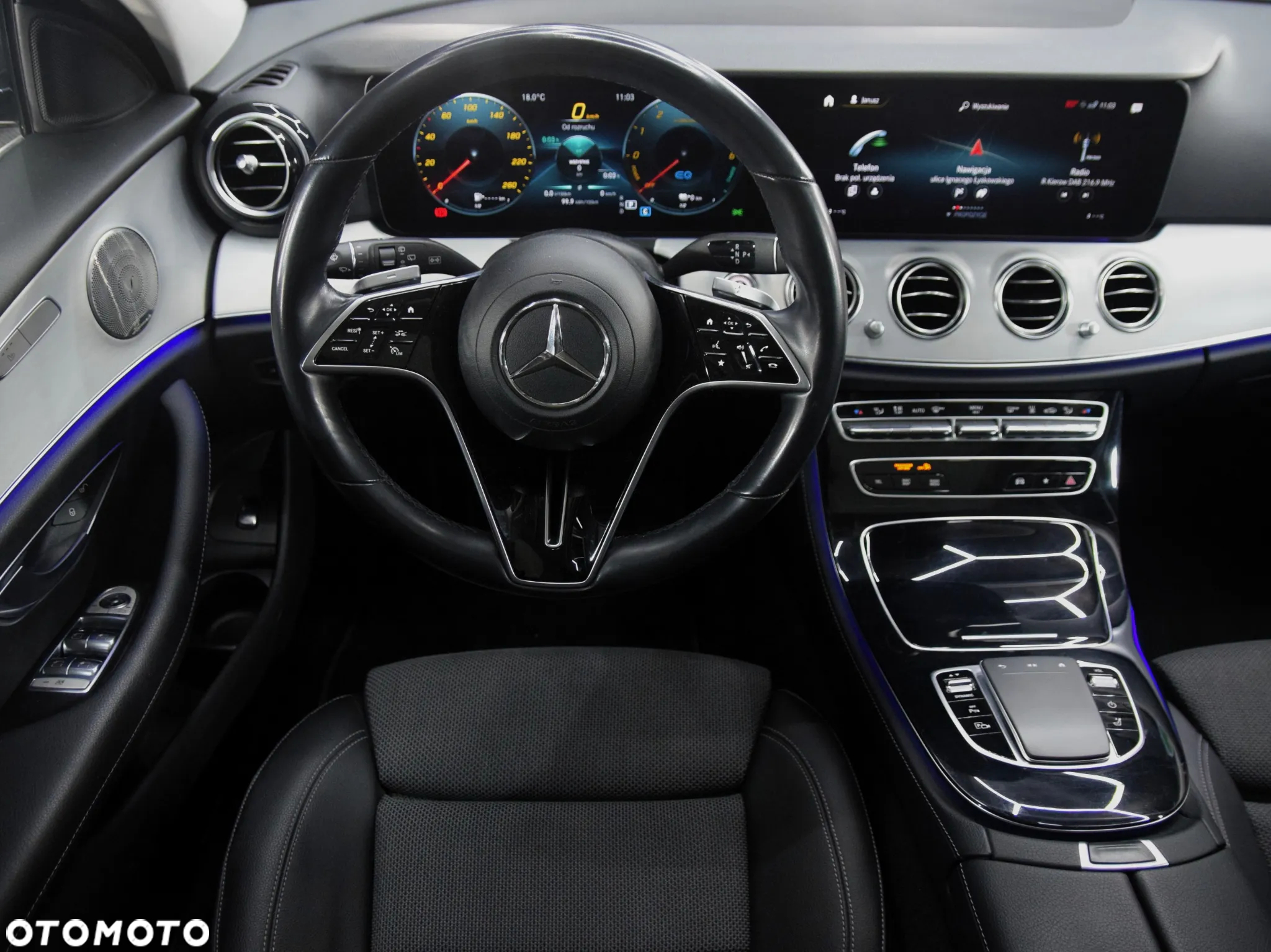 Mercedes-Benz Klasa E 300 de 4-Matic Exclusive - 32