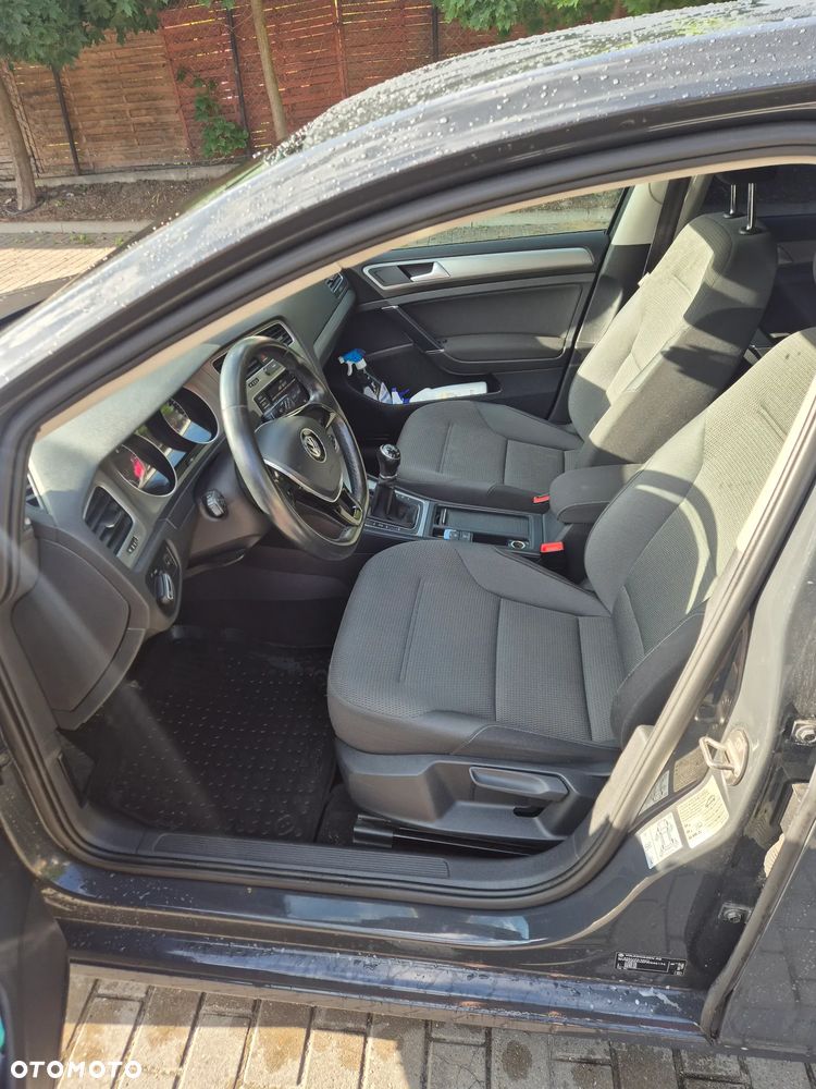 Volkswagen Golf 1.6 TDI BlueMotion Trendline - 5