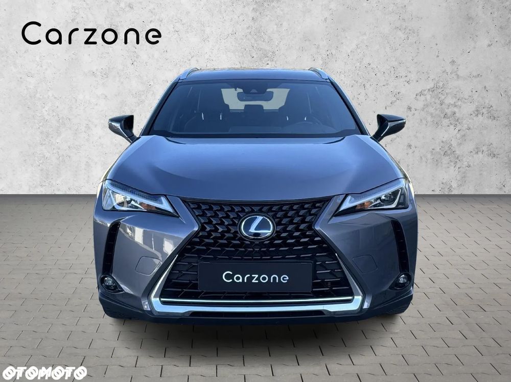 Lexus UX - 9