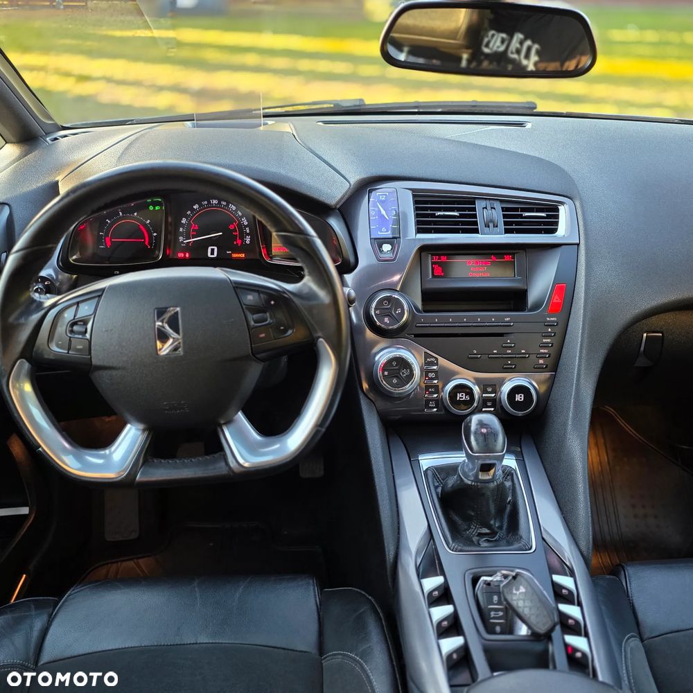 Citroën DS5 HDi 165 Business - 16