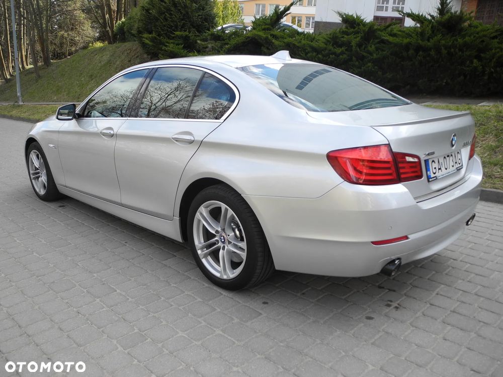 BMW Seria 5 535d xDrive Sport-Aut - 4