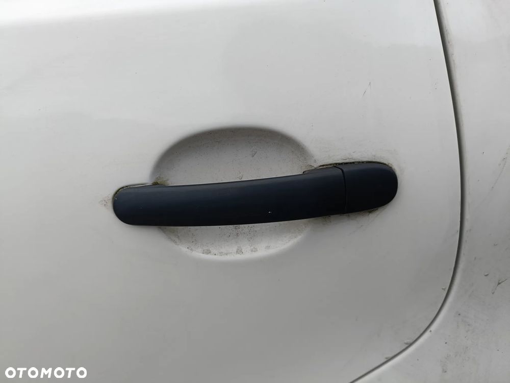 VOLKSWAGEN POLO IV 9N 01-09 LIFT 2009 r. LB9A DRZWI LEWY TYŁ LT BIAŁE * - 7