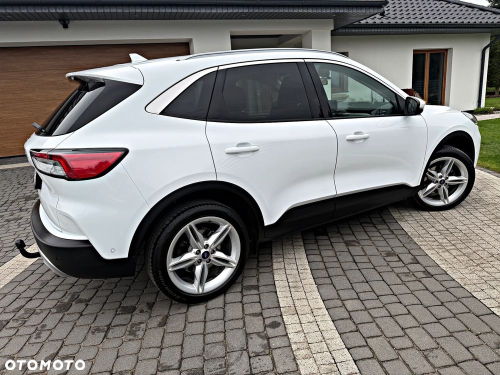 Ford Kuga 2.0 EcoBlue 4x4 TITANIUM - 11