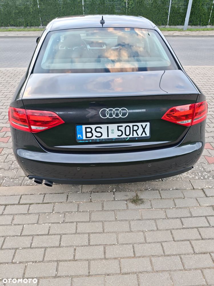 Audi A4 Limousine - 6
