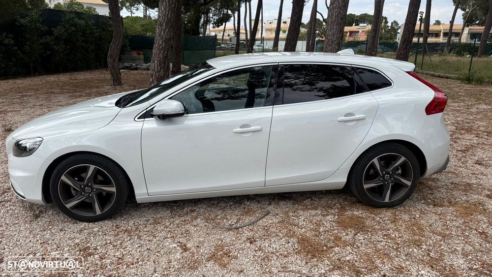 Volvo V40 1.6 D2 R-Design - 2