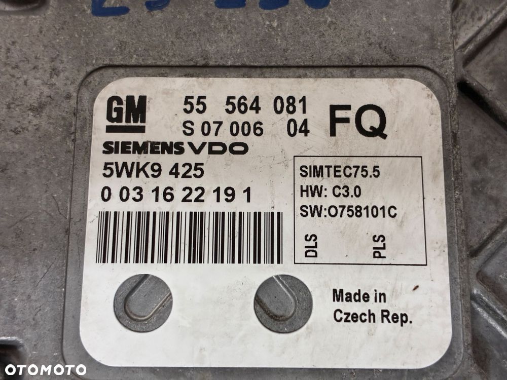 OPEL KOMPUTER  STEROWNIK  SILNIKA 55564081 5WK9425 - 3