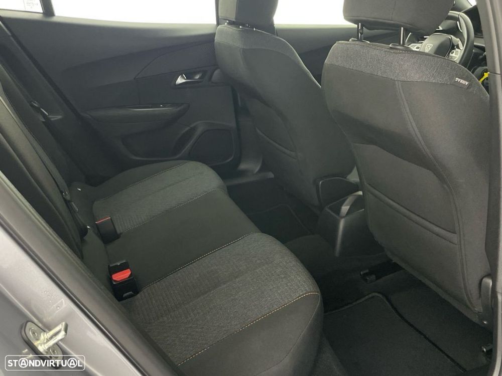 Peugeot 2008 1.2 PureTech Style - 24