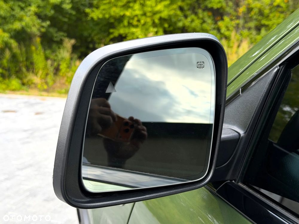 Jeep Grand Cherokee - 18