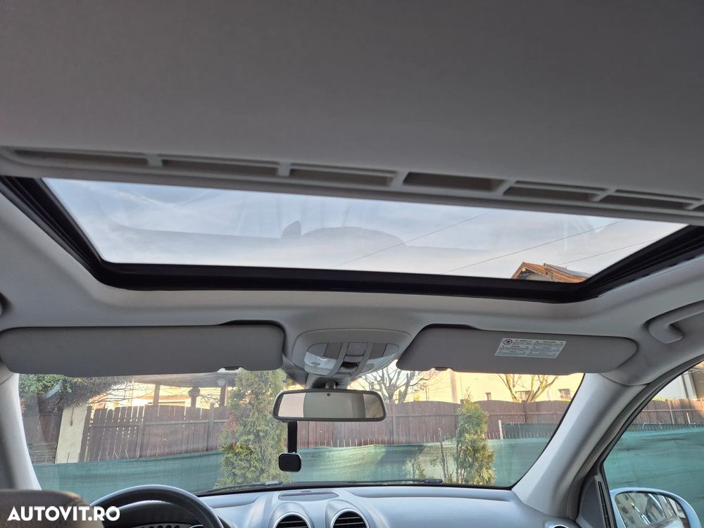 Mercedes-Benz ML - 17