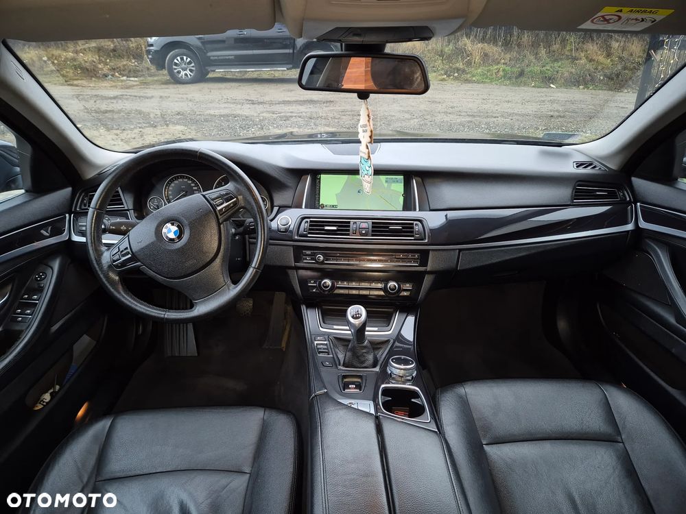 BMW Seria 5 - 12