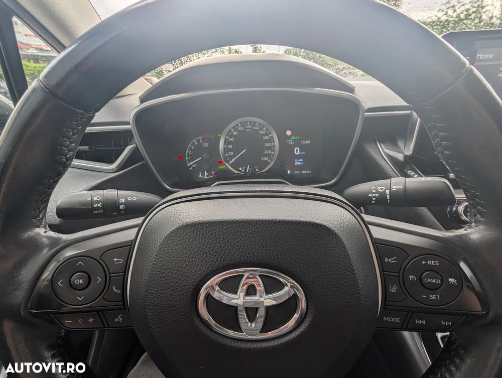 TOYOTA Corolla 2022 — imagine 10