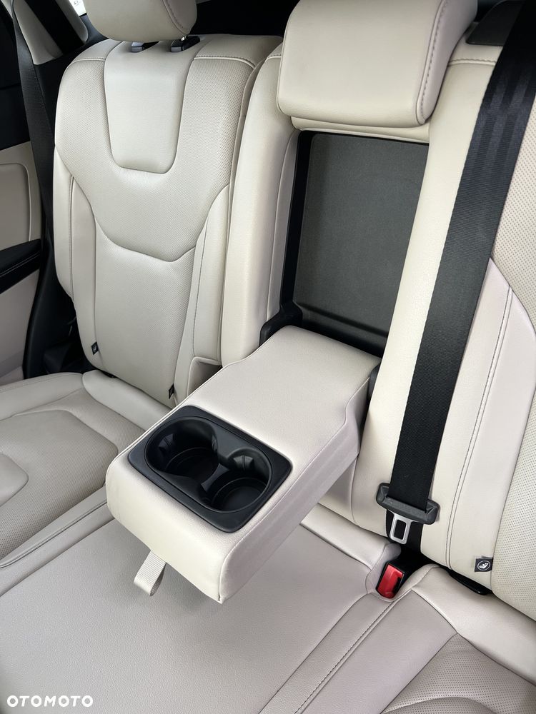 Ford Edge - 15