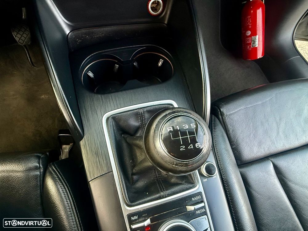 Audi A3 1.6 TDI S-line - 11