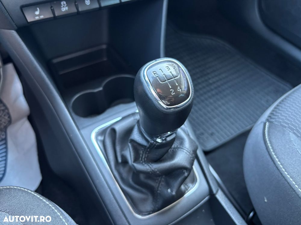 Skoda RAPID 1.2 TSI Ambition - 21