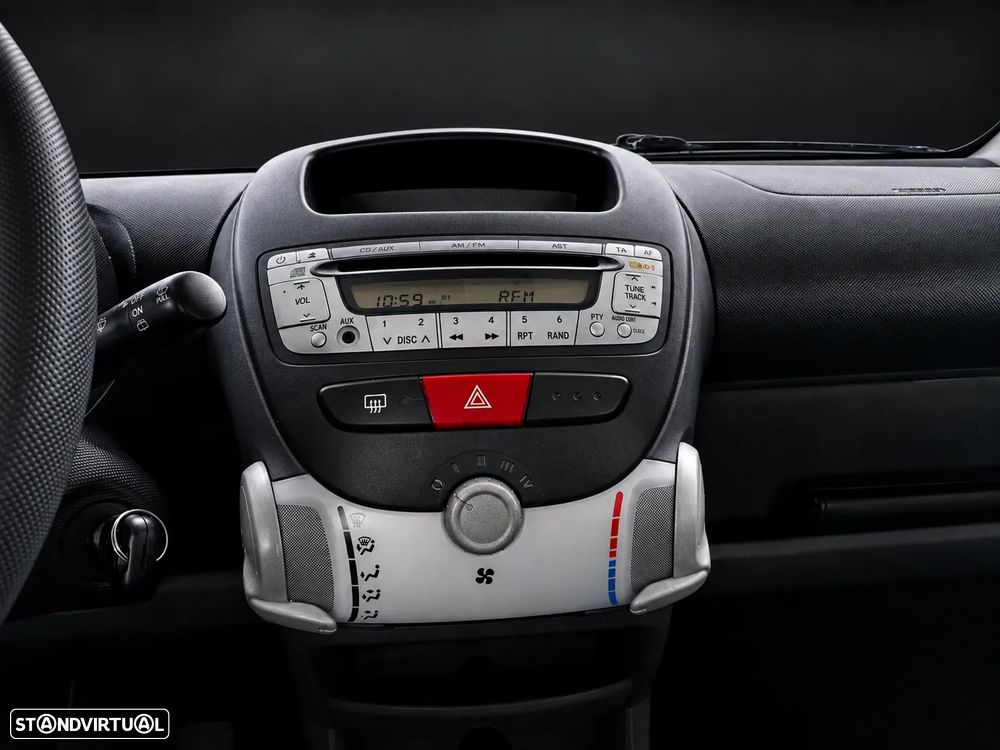 Toyota Aygo - 15