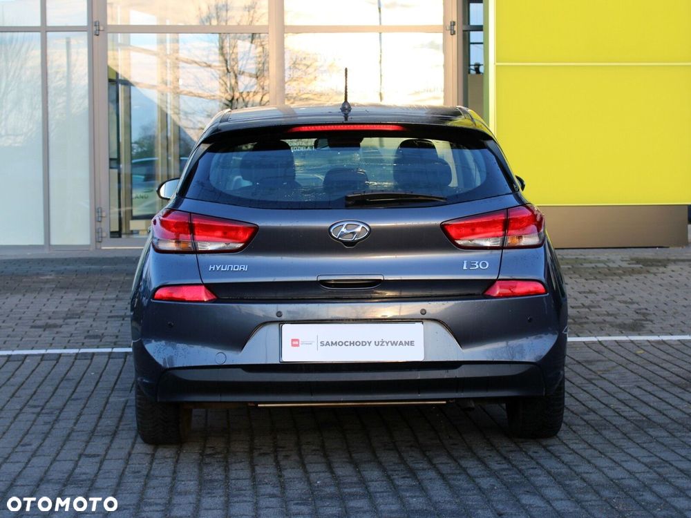 Hyundai i30 1.4 Classic + - 7
