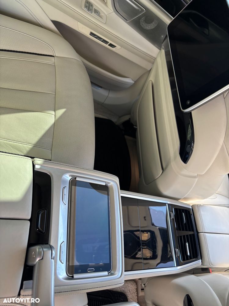 BMW Seria 7 750Li xDrive - 36
