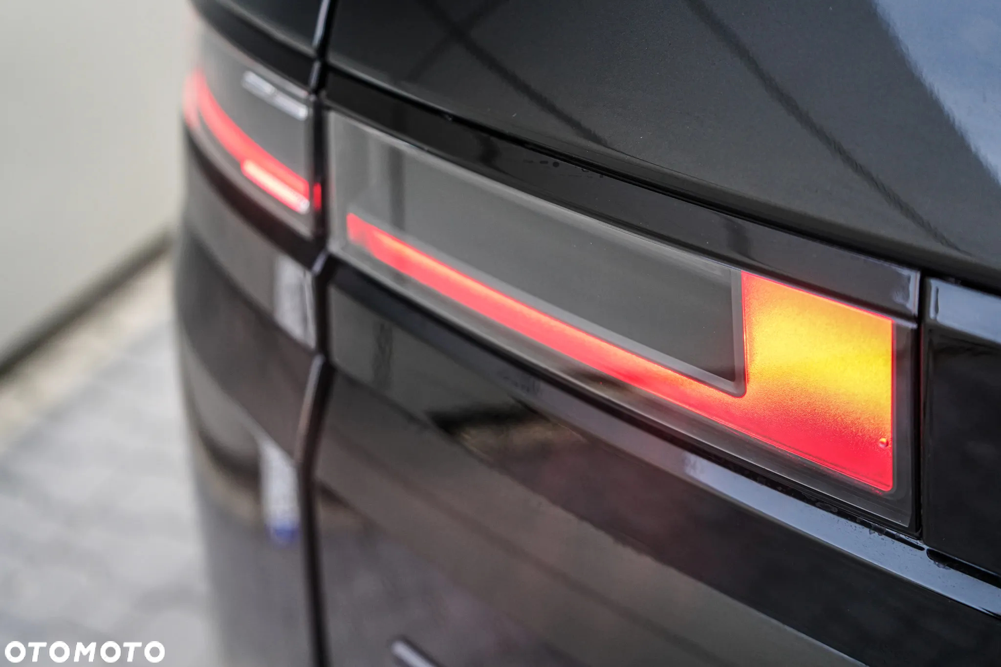 Land Rover Range Rover Evoque D200 R-Dynamic SE - 7