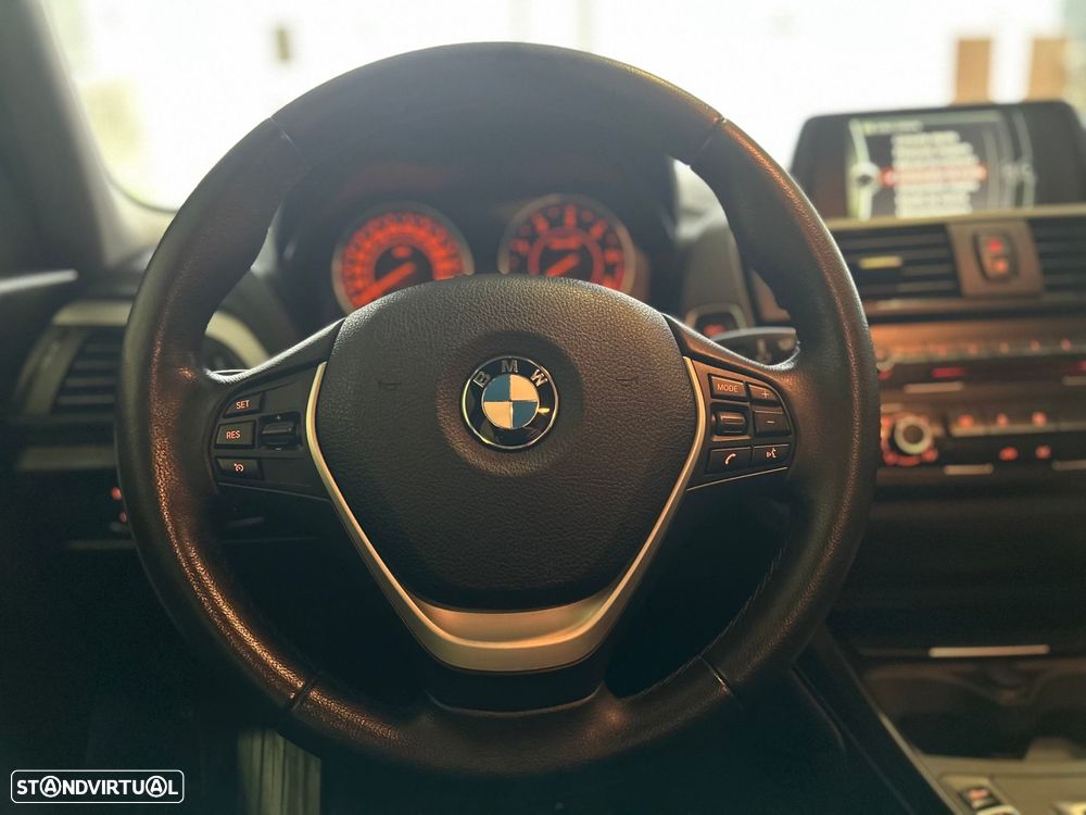 BMW 118 dA Line Sport - 19