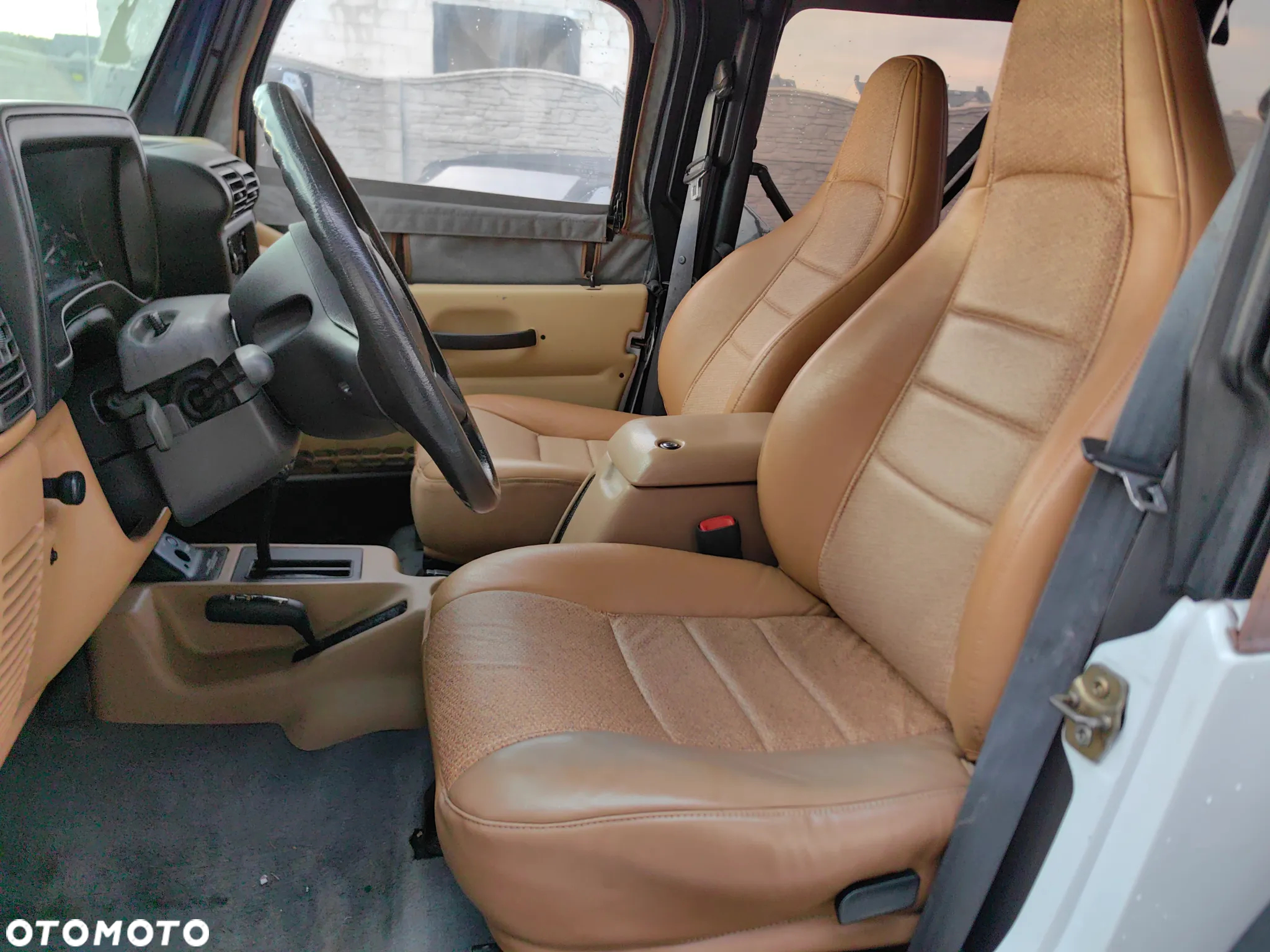 Jeep Wrangler 4.0 Automatik Sahara - 9