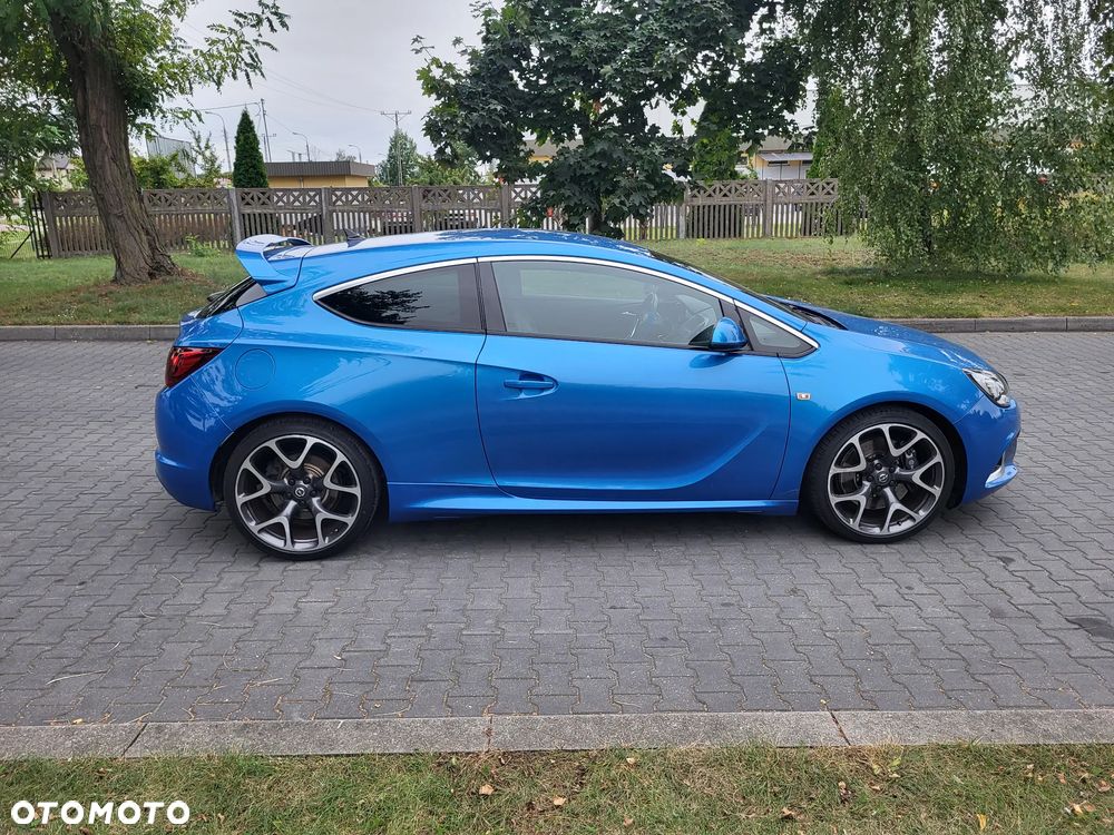 Opel Astra IV GTC OPC - 7