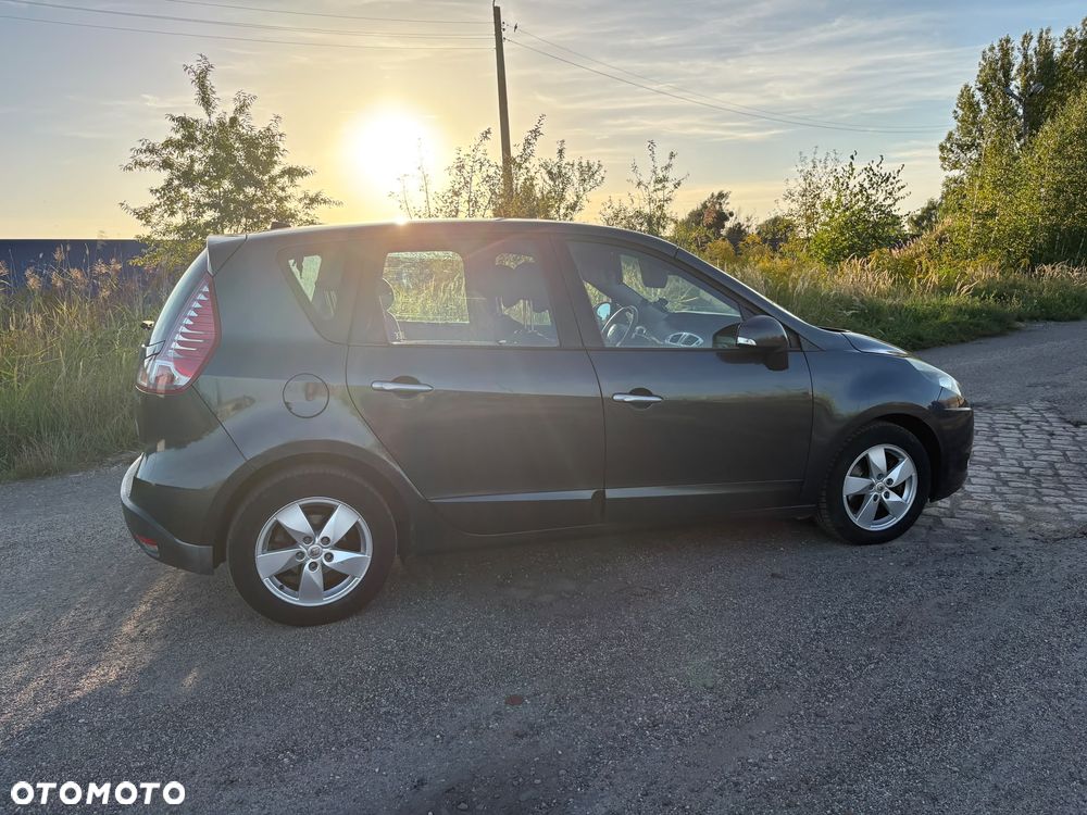 Renault Scenic 1.9 dCi Expression - 4