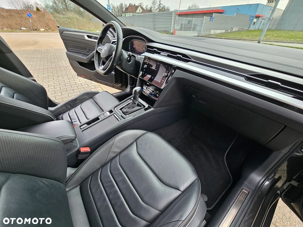 Volkswagen Arteon 2.0 TDI SCR 4Motion DSG R-Line - 30