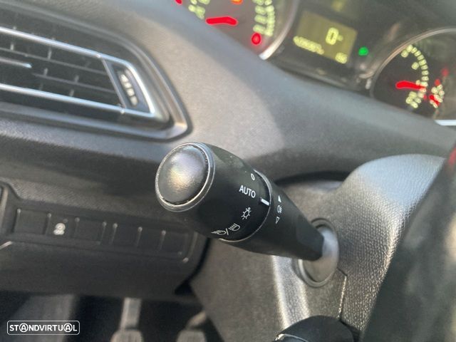 Peugeot 308 1.5 BlueHDi Active Pack - 15