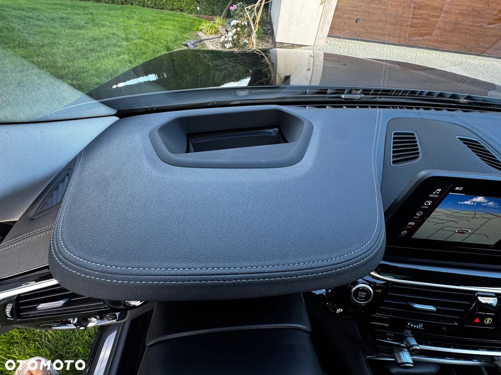 BMW Seria 5 530d mHEV Luxury Line - 14