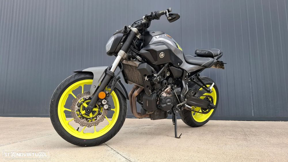 Yamaha MT-07 Nardo Grey 35 kw - 3