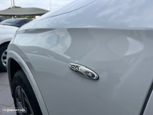 Mercedes-Benz GLC 300 - 14