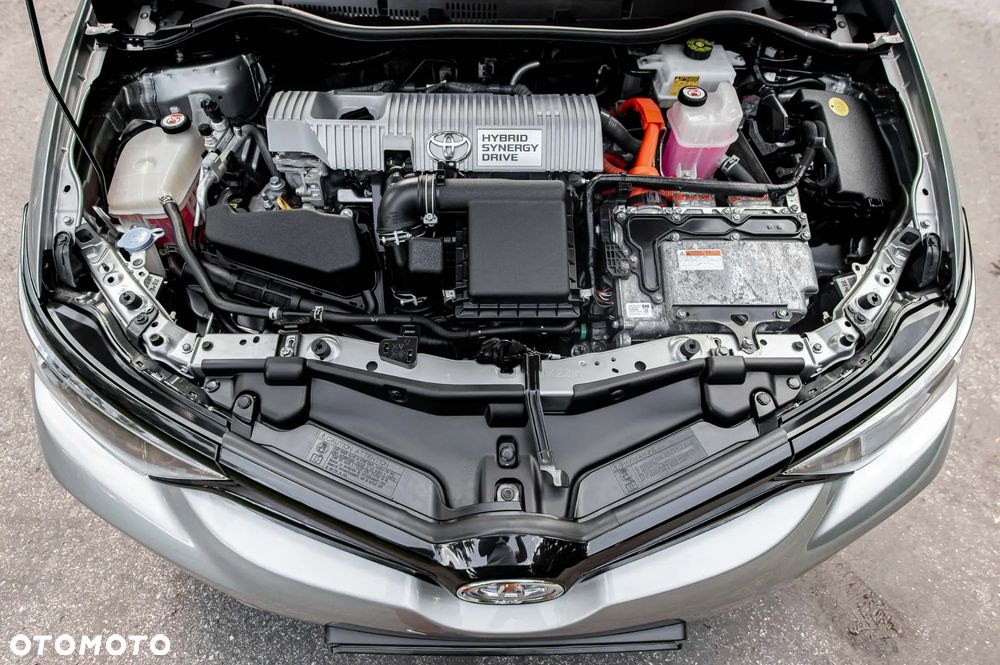 Toyota Auris Hybrid 135 Premium - 32