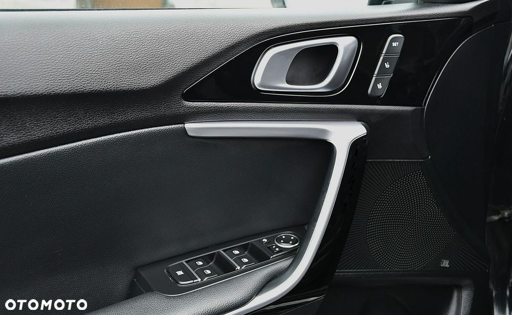 Kia ProCeed 1.6 CRDi GT Line DCT - 12