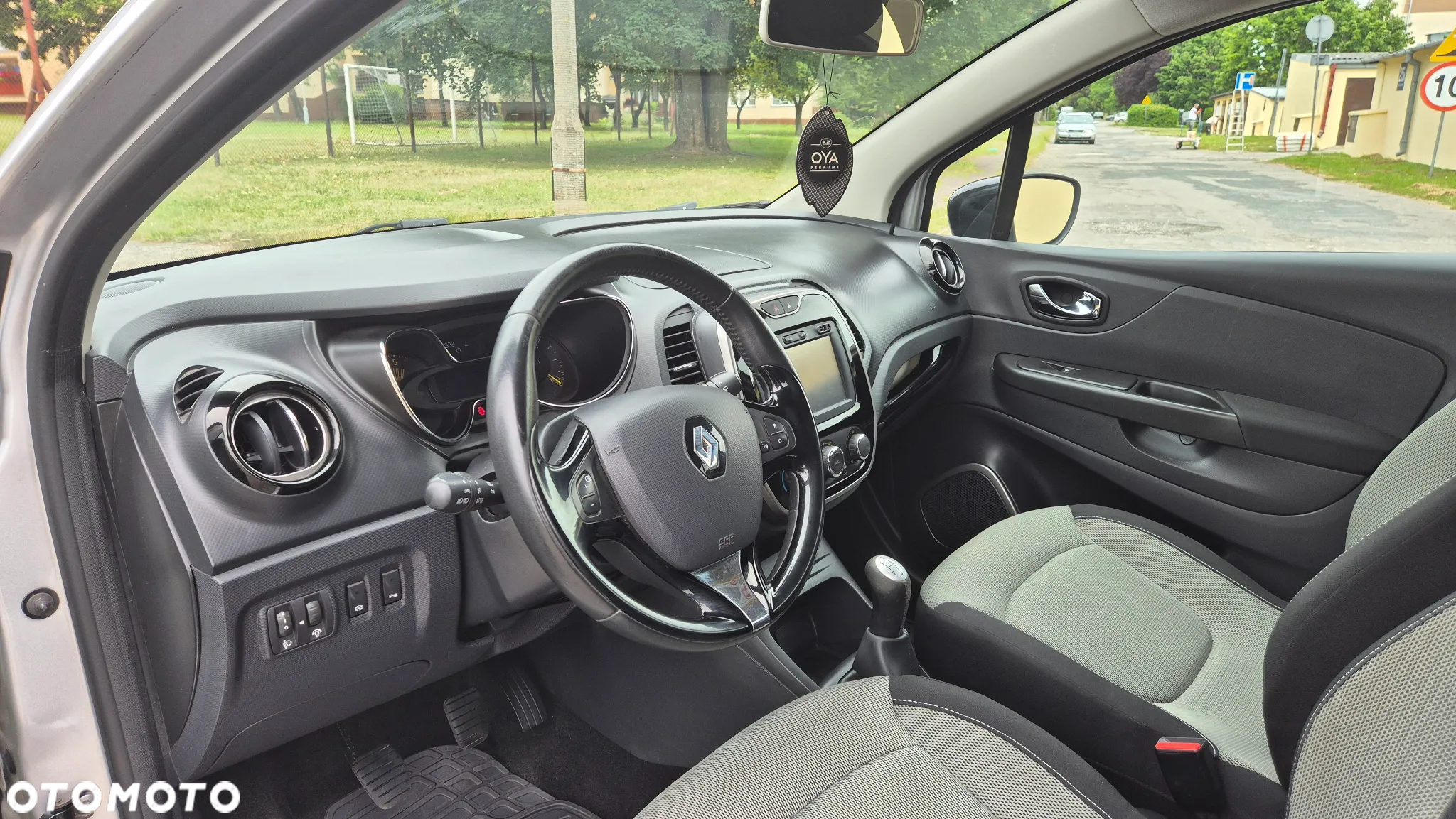 Renault Captur 1.5 dCi Limited - 9