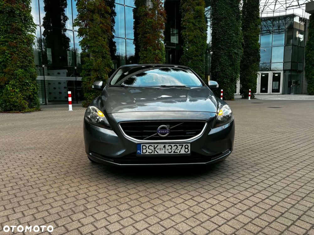 Volvo V40 D2 Momentum - 2