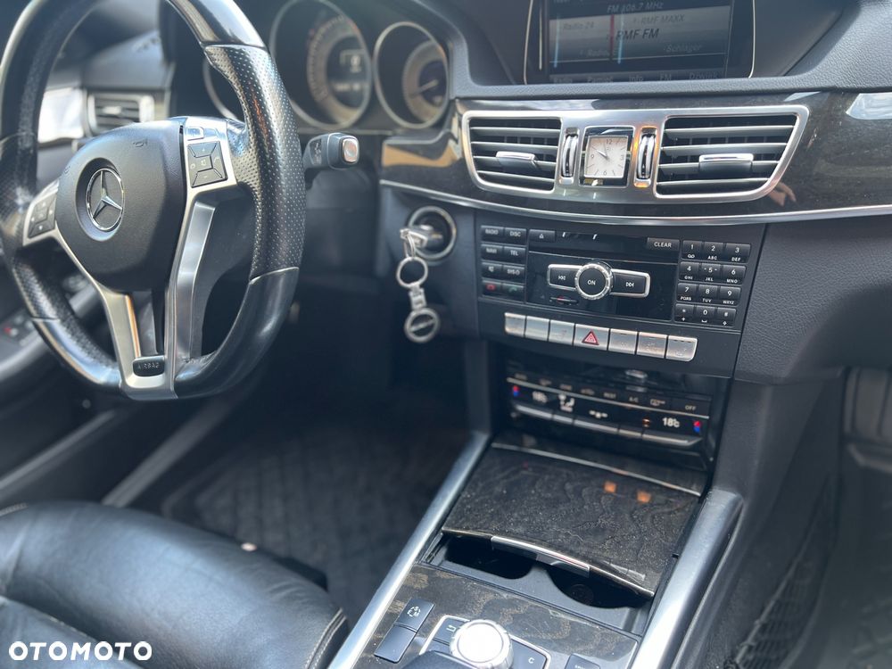 Mercedes-Benz Klasa E 300 CDI DPF BlueEFFICIENCY 7G-TRONIC - 13