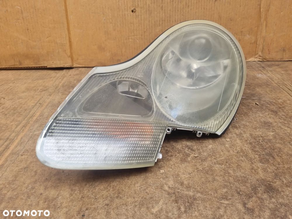 PORSCHE CARRERA 911 996 LAMPA XENON LEWY