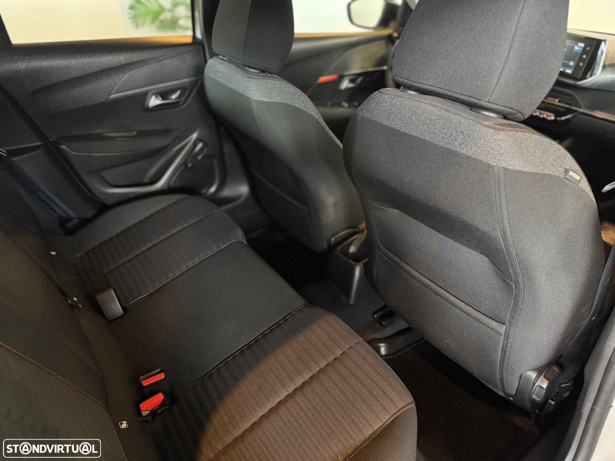 Peugeot 208 1.5 BlueHDi Active - 37