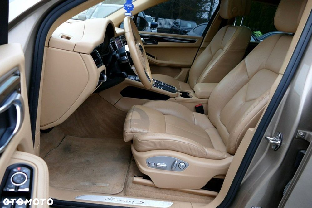 Porsche Macan S - 17